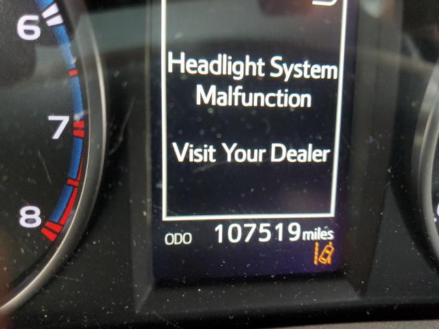 Photo 8 from auction – 2018 TOYOTA RAV4 LE with VIN 2T3BFREVXJW846701