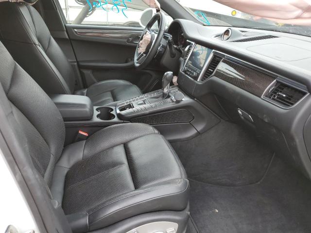 Photo 5 from auction – 2017 PORSCHE MACAN GTS with VIN WP1AG2A57HLB54235