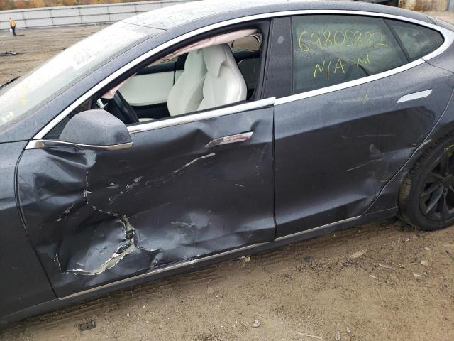 Photo 9 from auction – 2017 TESLA MODEL S with VIN 5YJSA1E18HF185960