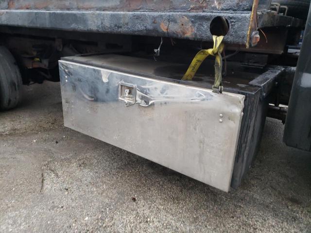 Photo 9 from auction – 2005 FORD F550 with VIN 1FDWF36P35EB97248