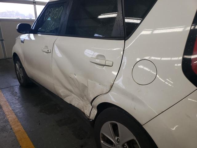 Photo 9 from auction – 2015 KIA SOUL with VIN KNDJN2A26F7131547