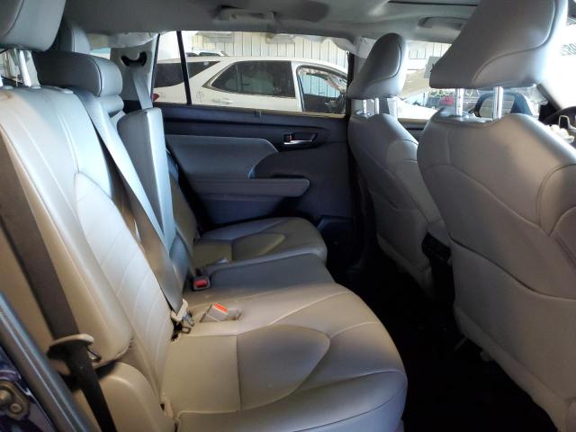 Photo 6 from auction – 2022 TOYOTA HIGHLANDER with VIN 5TDGZRBH8NS564916