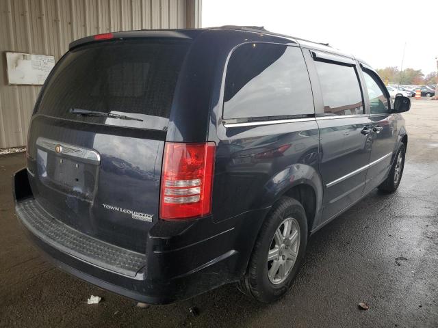 Photo 4 from auction – 2010 CHRYSLER TOWN & COU with VIN 2A4RR5D1XAR436918