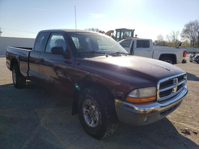 DODGE DAKOTA 2000 with VIN 1B7GL22N5YS667530 - Photo from auction