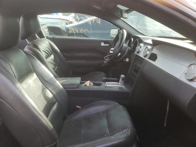 Photo 5 from auction – 2005 FORD MUSTANG with VIN 1ZVFT80N255116433