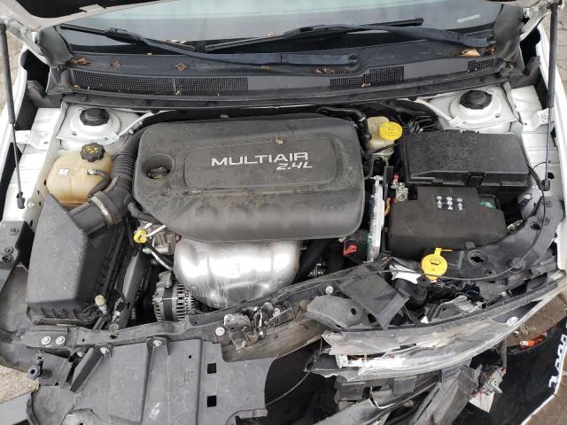 Photo 7 from auction – 2015 CHRYSLER 200 LIMITE with VIN 1C3CCCAB5FN608148