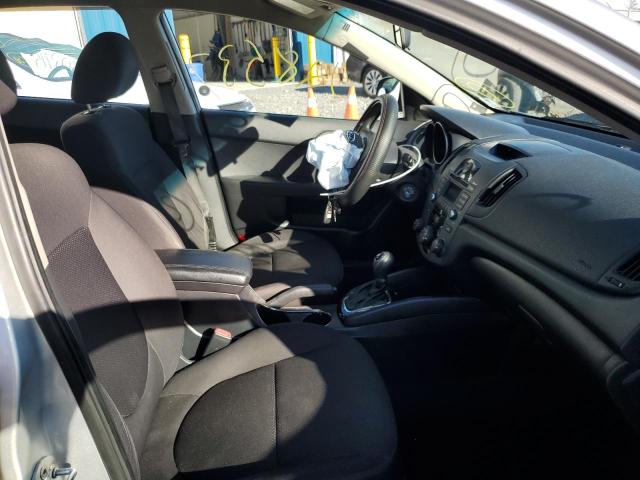 Photo 5 from auction – 2012 KIA FORTE LX with VIN KNAFT5A25C5516261