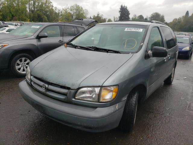 Photo 2 from auction – 2000 TOYOTA SIENNA LE with VIN 4T3ZF13C8YU174746