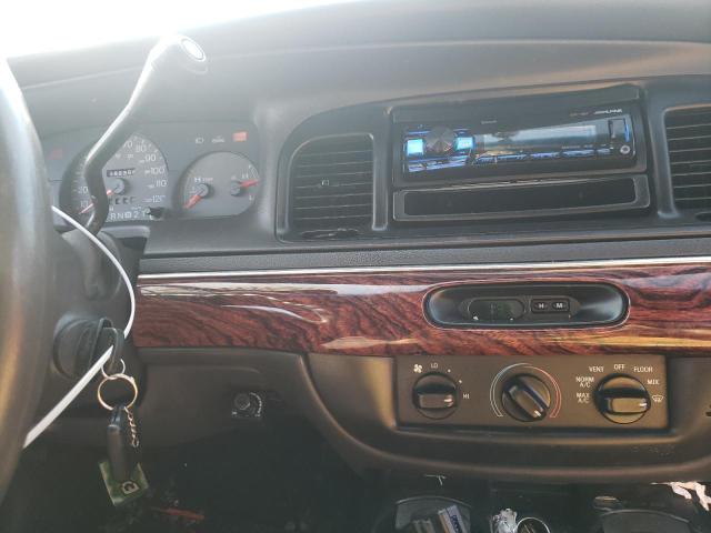 Photo 9 from auction – 2000 MERCURY GRAND MARQ with VIN 2MEFM74W9YX713643