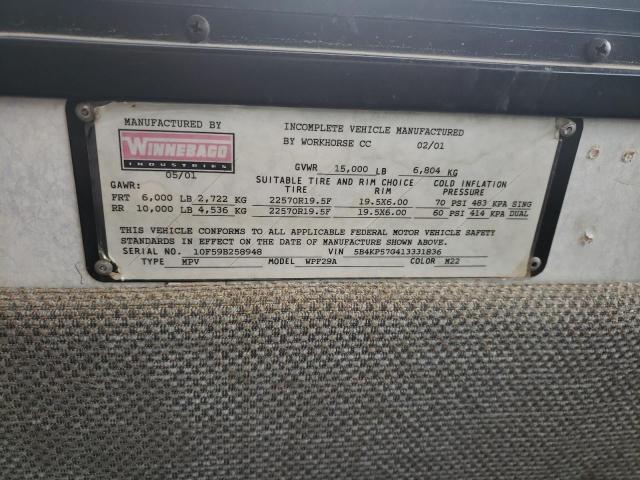 Photo 10 from auction – 2001 WORKHORSE CUSTOM CHASSIS MOTORHOME with VIN 5B4KP57G413331836