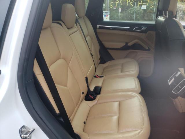 Photo 6 from auction – 2016 PORSCHE CAYENNE with VIN WP1AA2A21GLA09133