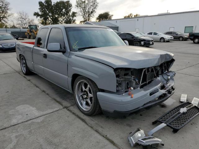 CHEVROLET SILVERADO 2004 with VIN 2GCEC19T741308504 - Photo from auction
