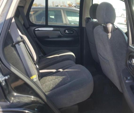 Photo 6 from auction – 2005 GMC ENVOY with VIN 1GKDT13S652208864