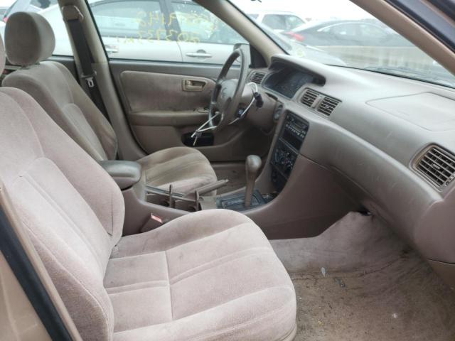 Photo 5 from auction – 1999 TOYOTA CAMRY with VIN 4T1BG28K4WU236105