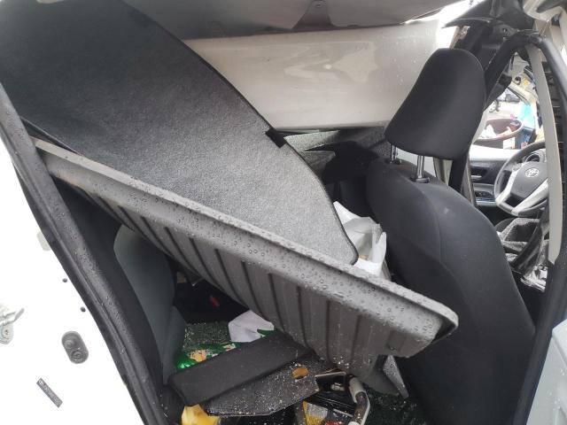 Photo 6 from auction – 2012 TOYOTA PRIUS C with VIN JTDKDTB38C1023479
