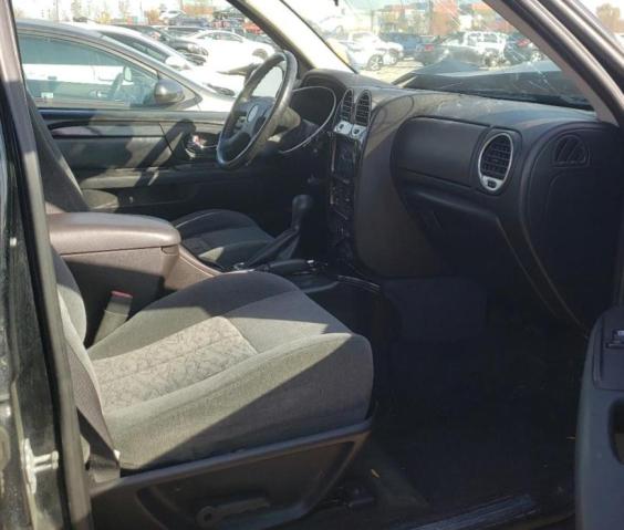 Photo 5 from auction – 2005 GMC ENVOY with VIN 1GKDT13S652208864