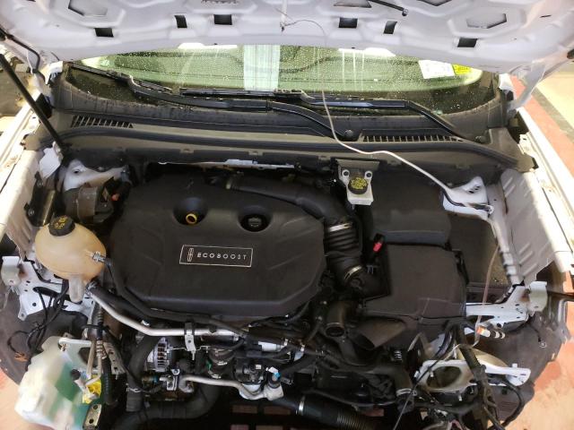 Photo 7 from auction – 2017 LINCOLN MKC RESERV with VIN 5LMCJ3D97HUL11667