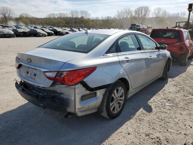 Photo 4 from auction – 2013 HYUNDAI SONATA GLS with VIN 5NPEB4AC5DH707975