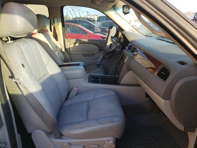Photo 5 from auction – 2011 CHEVROLET TAHOE C150 with VIN 1GNSCBE02BR120702