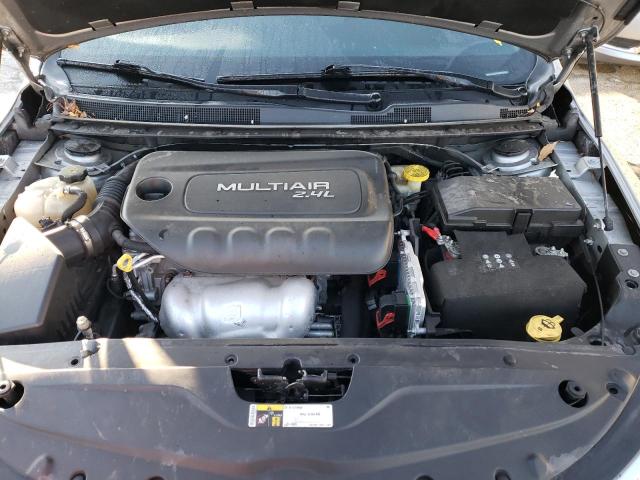 Photo 7 from auction – 2015 CHRYSLER 200 LIMITE with VIN 1C3CCCAB7FN694854