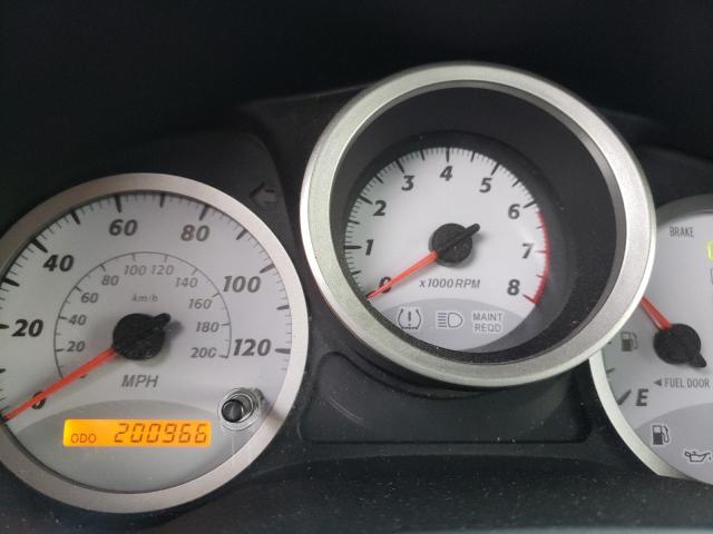Photo 8 from auction – 2004 TOYOTA RAV4 with VIN JTEHD20V740013585