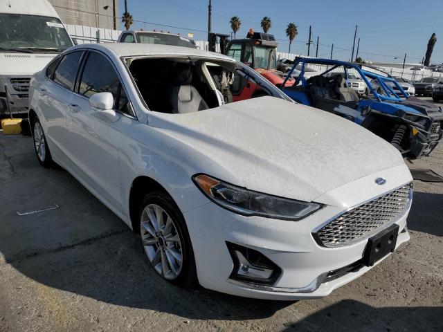 FORD FUSION TIT 2019 with VIN 3FA6P0SU4KR268810 - Photo from auction
