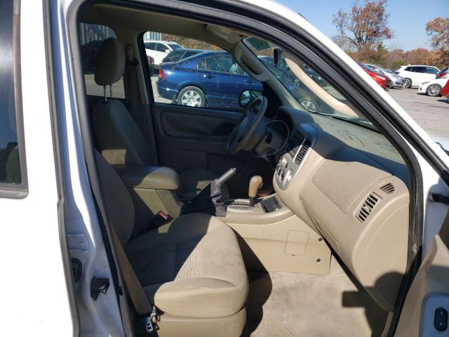 Photo 5 from auction – 2005 FORD ESCAPE XLT with VIN 1FMYU03165KB55803