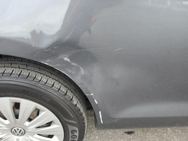 Photo 9 from auction – 2015 VOLKSWAGEN GOLF with VIN 3VW817AUXFM024786