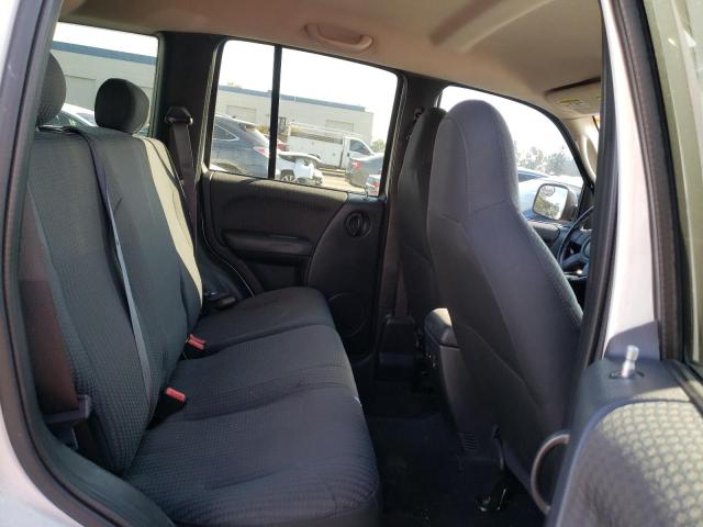 Photo 6 from auction – 2002 JEEP LIBERTY with VIN 1J4GL48K72W187153