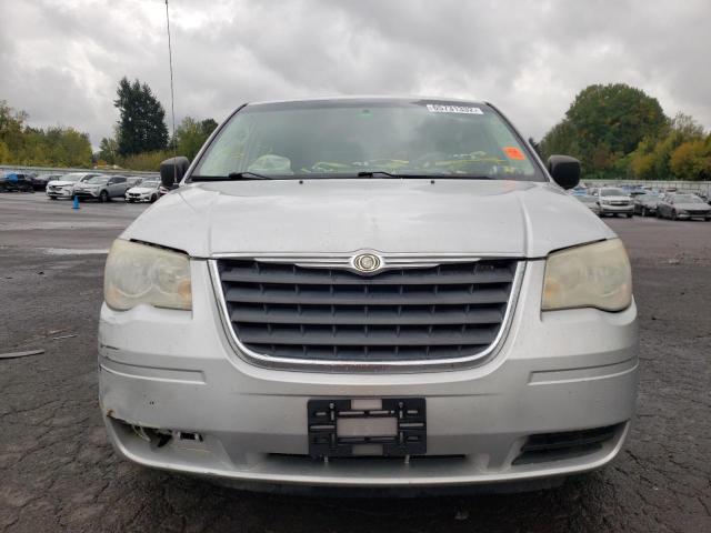Photo 9 from auction – 2008 CHRYSLER TOWN & COU with VIN 2A8HR44H98R831779