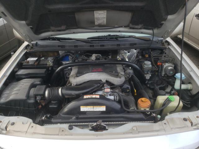 Photo 7 from auction – 2005 SUZUKI XL7 EX with VIN JS3TX92V454105602