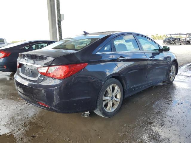 Photo 4 from auction – 2011 HYUNDAI SONATA SE with VIN 5NPEC4AC7BH105296