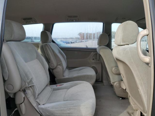 Photo 6 from auction – 2004 TOYOTA SIENNA CE with VIN 5TDZA23C84S107421
