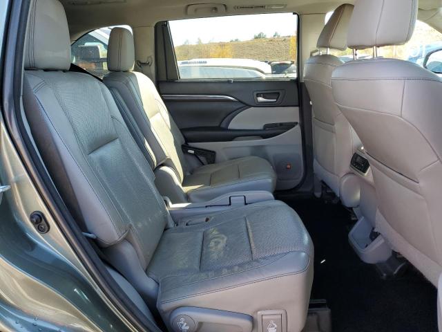 Photo 6 from auction – 2016 TOYOTA HIGHLANDER with VIN 5TDDKRFH7GS276826