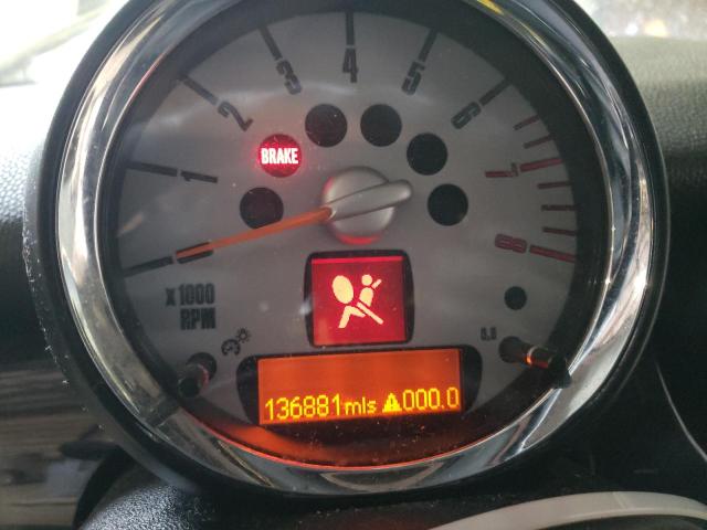 Photo 8 from auction – 2009 MINI COOPER S with VIN WMWMF735X9TT94261