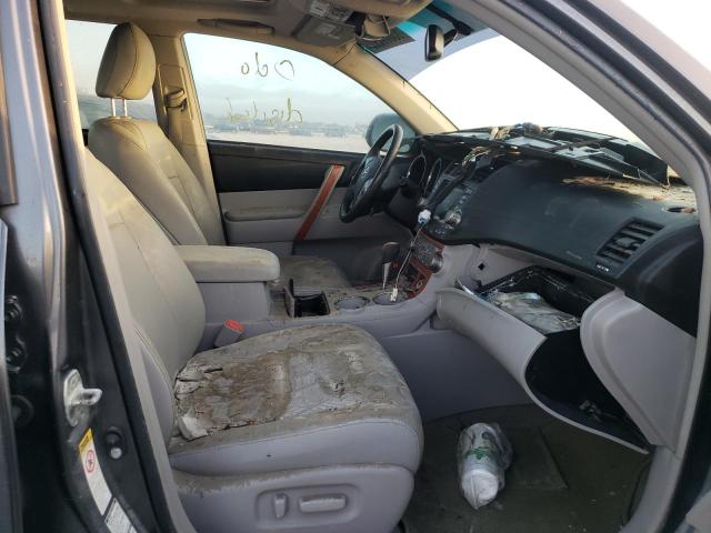 Photo 5 from auction – 2010 TOYOTA HIGHLANDER with VIN 5TDDK3EH7AS004802