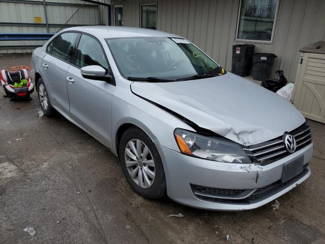 VOLKSWAGEN PASSAT S 2013 with VIN 1VWAP7A34DC000490 - Photo from auction