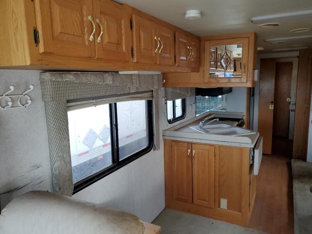 Photo 6 from auction – 2001 DUTC TRAVEL TR with VIN 4UZAAHAK21CH94045
