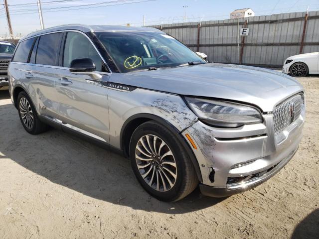 LINCOLN AVIATOR RE 2020 with VIN 5LM5J7WC1LGL22020 - Photo from auction