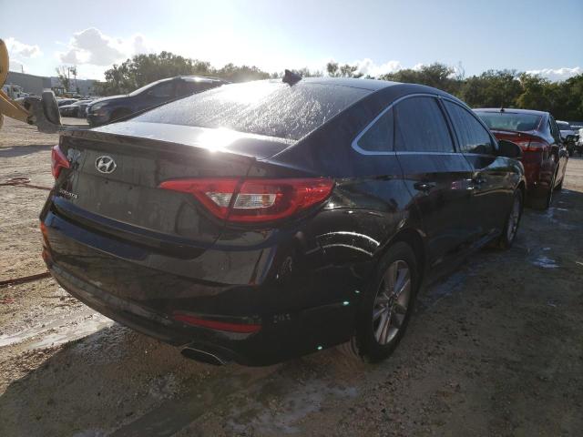 Photo 4 from auction – 2017 HYUNDAI SONATA SE with VIN 5NPE24AF7HH447059
