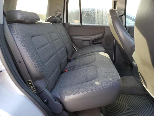 Photo 6 from auction – 2002 FORD EXPLORER X with VIN 1FMZU72E12UC26052