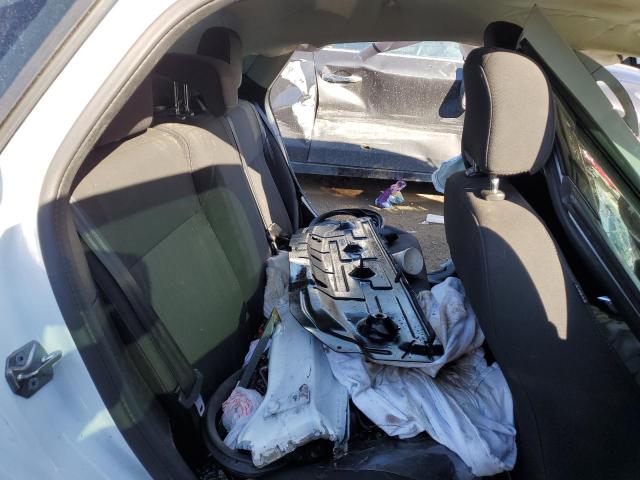 Photo 6 from auction – 2016 FORD FOCUS SE with VIN 1FADP3F22GL338148