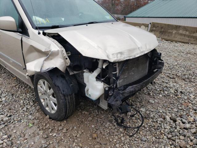 Photo 9 from auction – 2016 CHRYSLER TOWN & COU with VIN 2C4RC1BG9GR186118