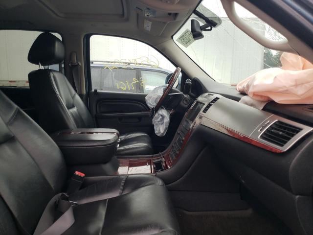 Photo 5 from auction – 2011 CADILLAC ESCALADE with VIN 1GYS4AEF3BR277833