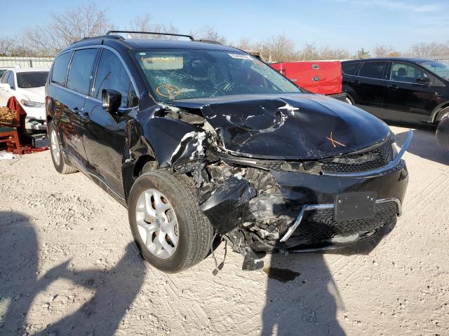 CHRYSLER PACIFICA T 2017 with VIN 2C4RC1BGXHR668694 - Photo from auction