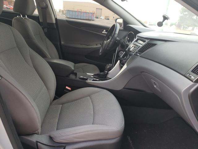 Photo 5 from auction – 2012 HYUNDAI SONATA with VIN 5NPEB4AC8CH389283