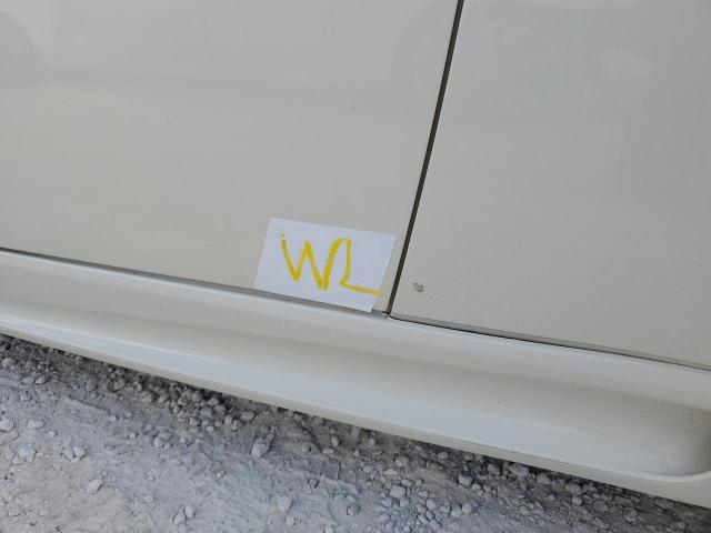 Photo 9 from auction – 2005 MINI COOPER S with VIN WMWRE33505TL10878