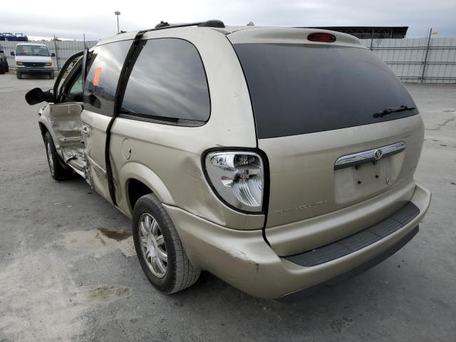 Photo 3 from auction – 2005 CHRYSLER TOWN & COU with VIN 2C4GP54L55R323047