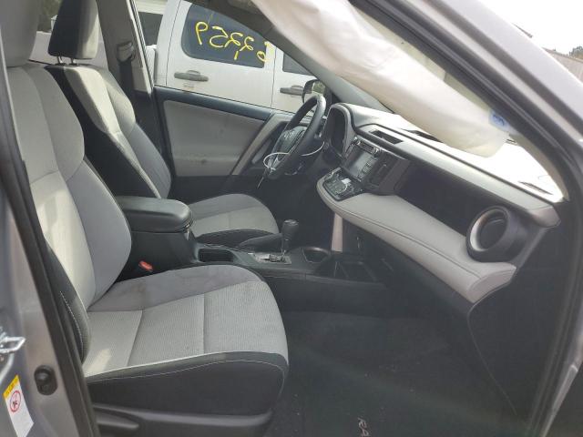 Photo 5 from auction – 2016 TOYOTA RAV4 XLE with VIN 2T3WFREV2GW256857
