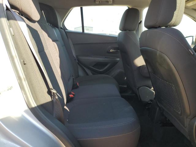 Photo 6 from auction – 2017 CHEVROLET TRAX LS with VIN KL7CJKSB1HB184348